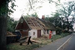 Palssonhuset-halva-taket-rivet-1985