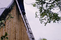 09.-Smeden-Hans-Hall-sätter-flöjeln